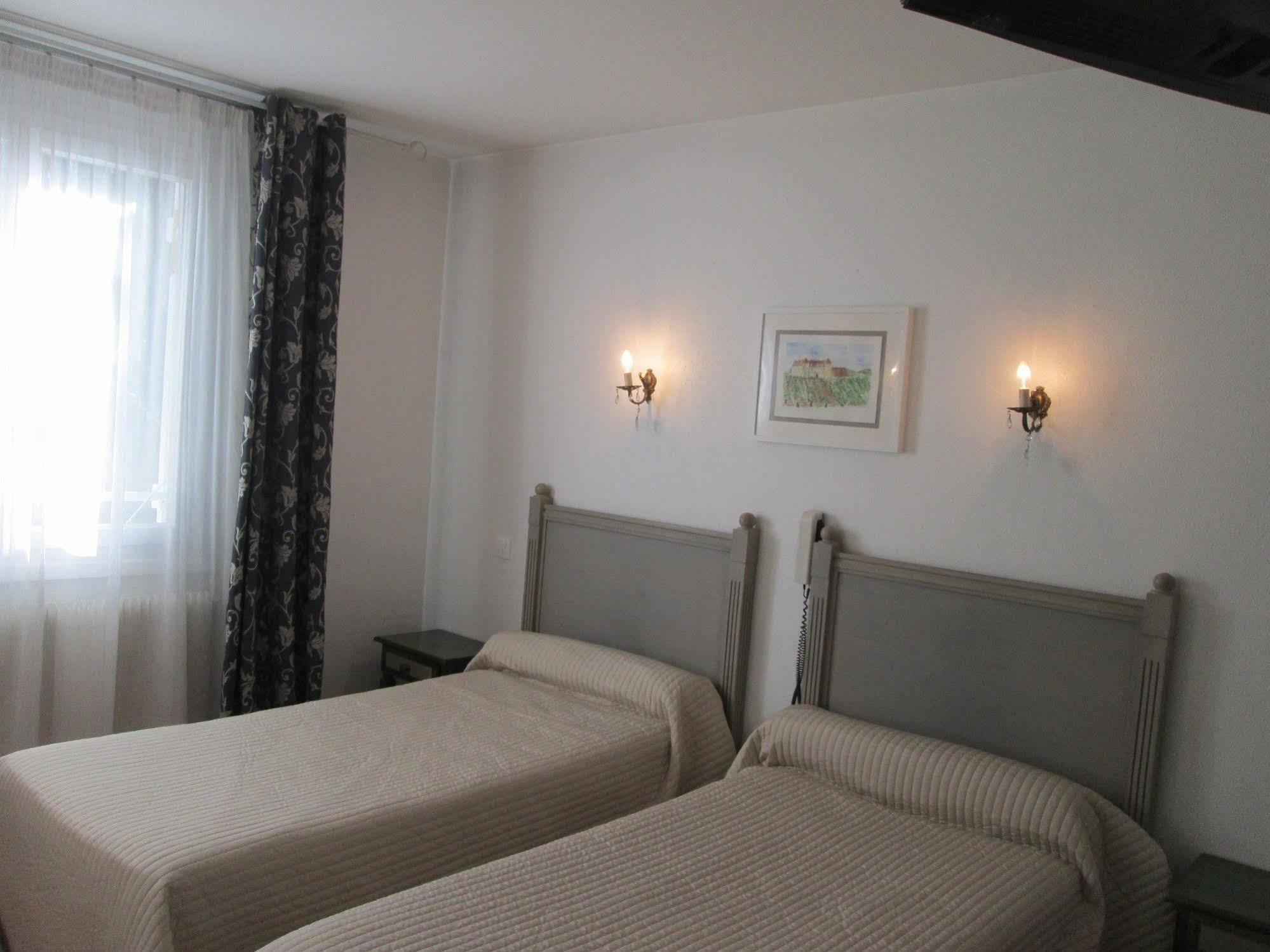 Hotel Victor Hugo Dijon Dış mekan fotoğraf